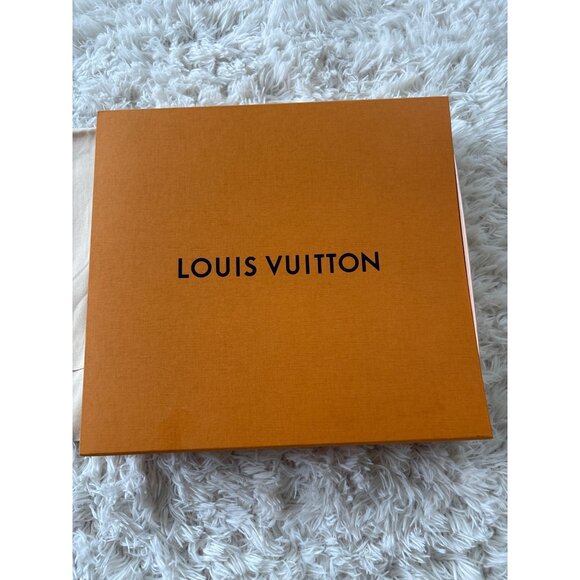 Louis Vuitton Gift Box With Dust Bag & Ribbon Authentic Large - Picture 12 of 16